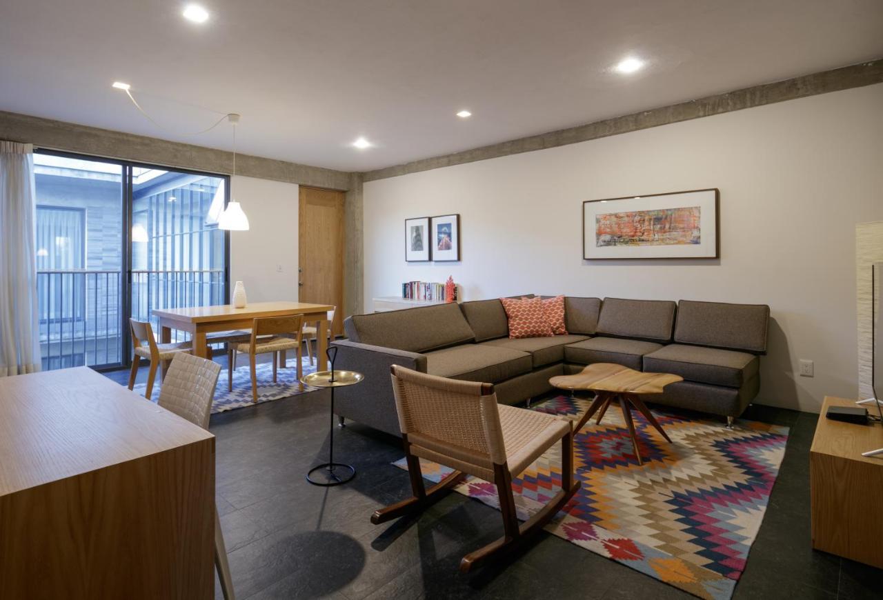 Apartamentos Buenos Aires Guadalajara Bagian luar foto